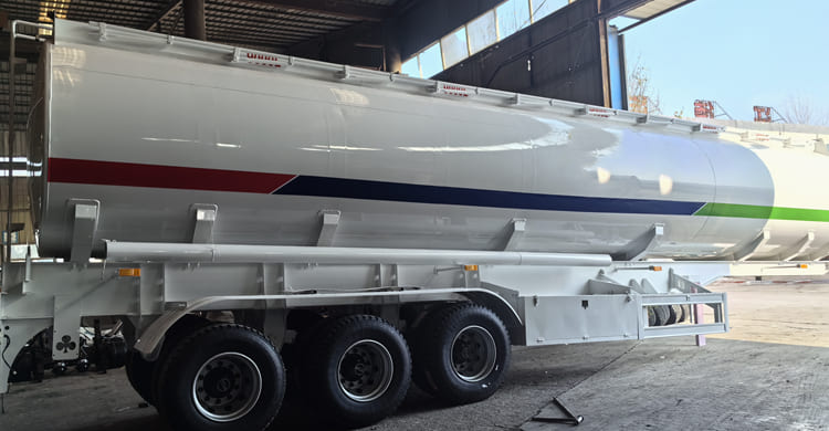 TITAN 3 Axle 45000L Fuel Tank Semi Trailer for Sale in Mali