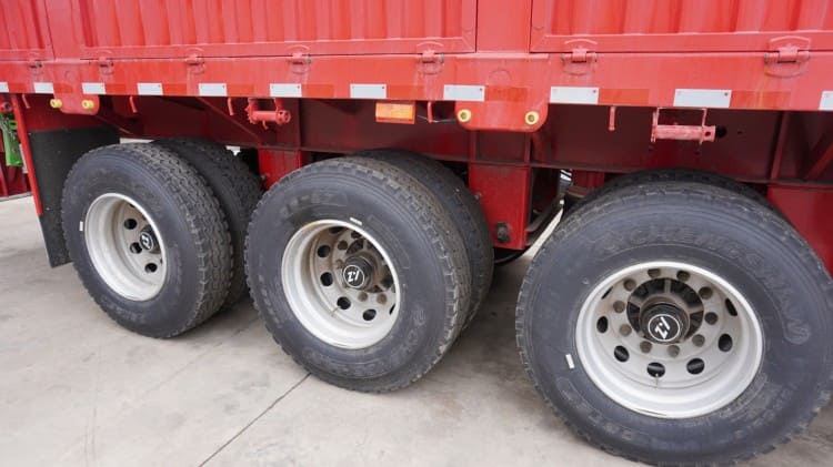 China 3 Axles Side Wall Truck Semi Trailer Near Me in Kenya