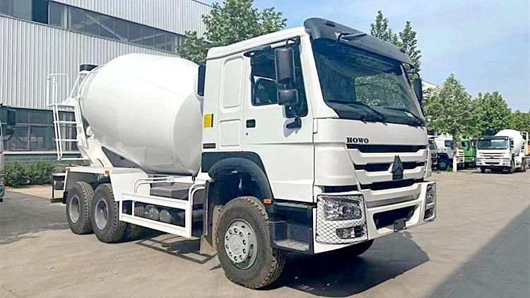 HOWO 6X4 10cbm Concrete Mixer Truck for Sale Price