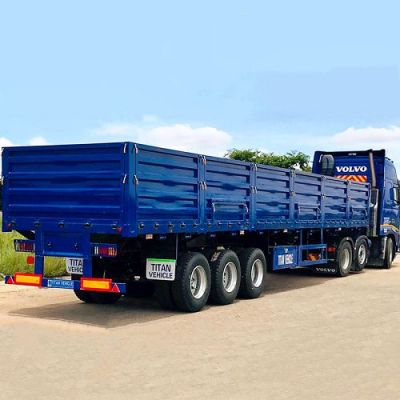Tri axle Trailer with Board